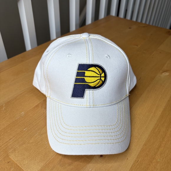 NBA Other - White Indianapolis Pacers Cap